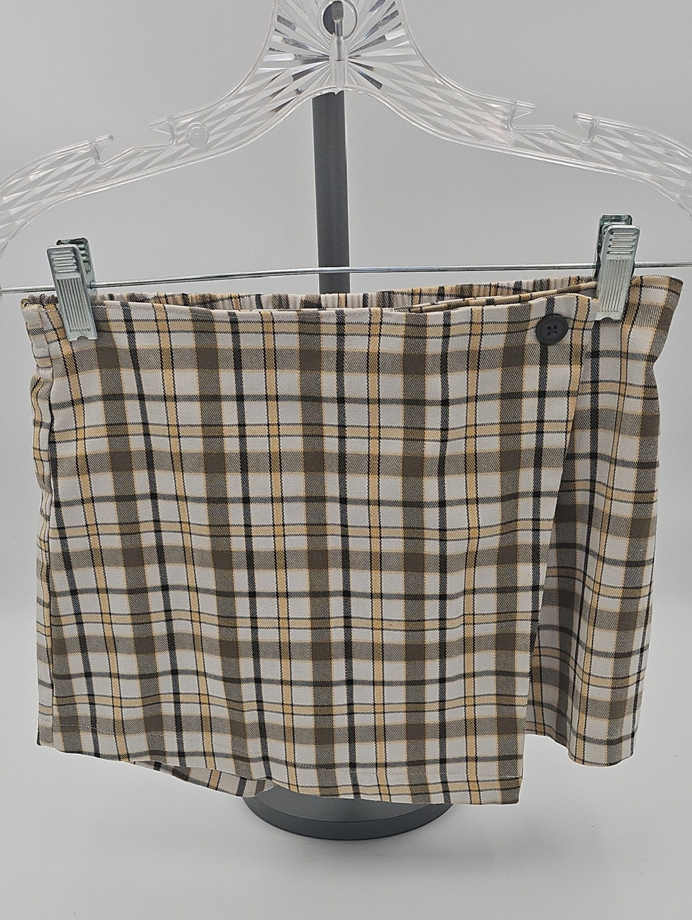 Arizona Jeans Co Plaid Wrap Mini Skort in Beige and Brown Small